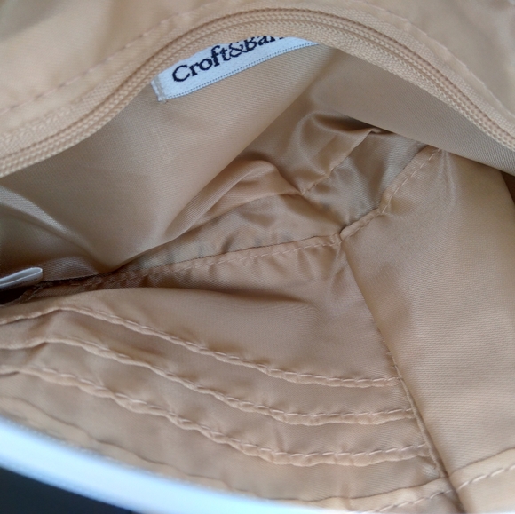 Croft And Barrow wristlet bag - Picture 3 of 4